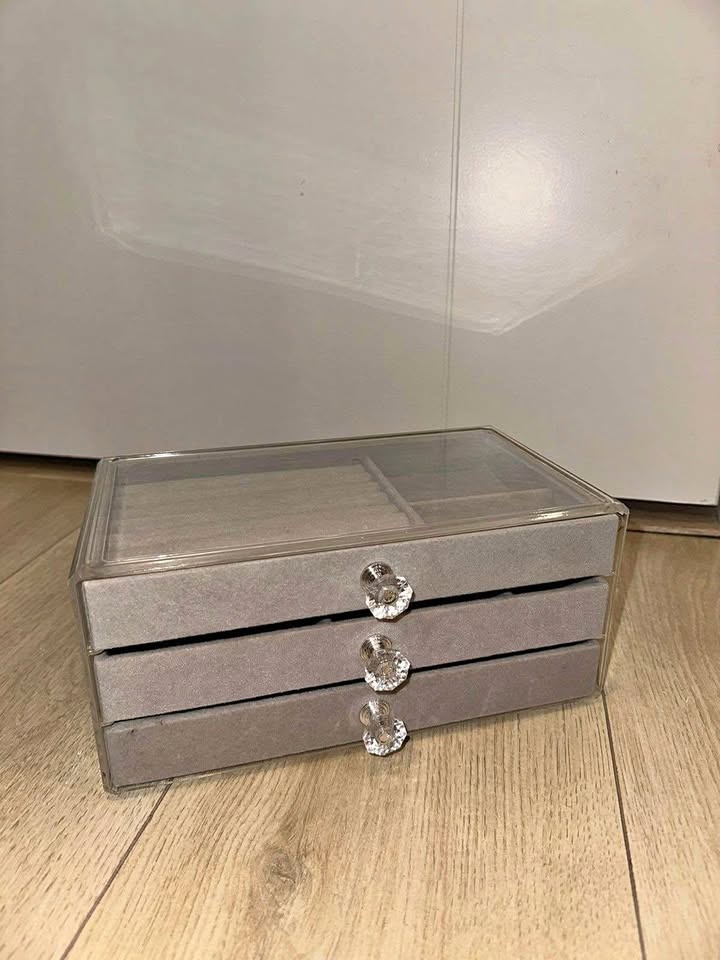 Jewelry Drawers