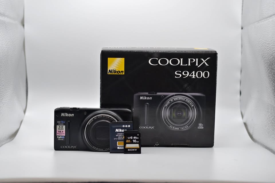 Nikon CoolPix S9400 Digital Point & Shoot Camera