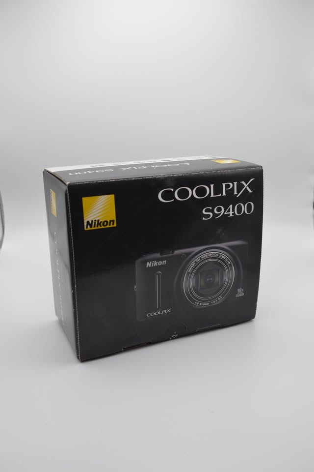 Nikon CoolPix S9400 Digital Point & Shoot Camera - photo 4