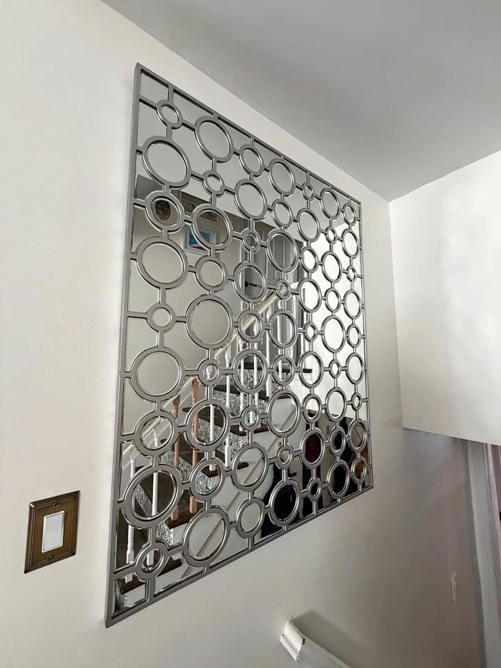 Z Gallery Sophia Accent Mirror