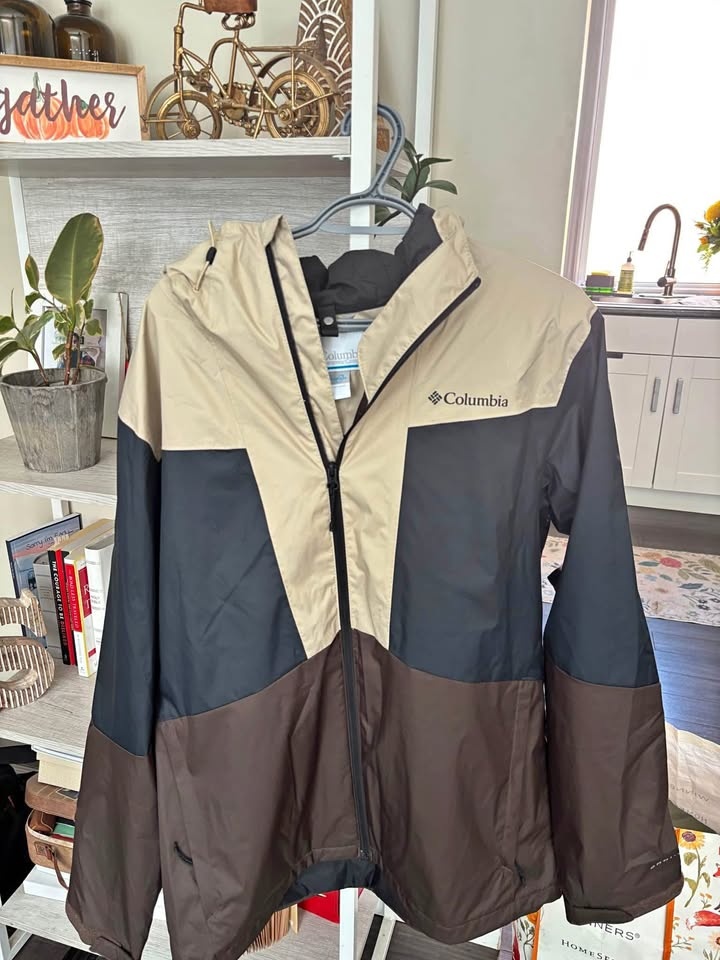 Columbia Men’s Windbreaker