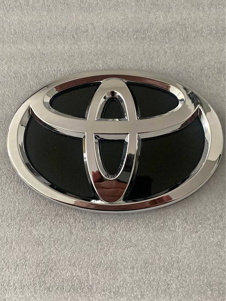 Toyota Emblem Logo