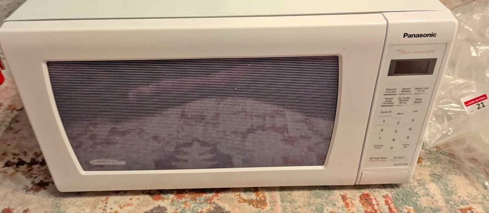 Brand New Panasonic Microwave Inverter