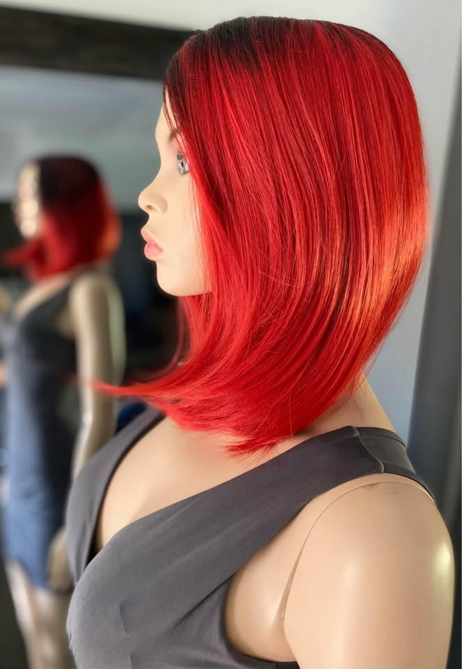 NWOT Bright Red Black Ombré Short Asymmetrical Synthetic Wig - photo 4