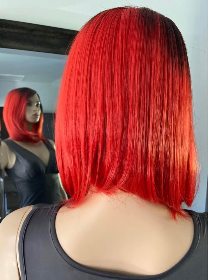 NWOT Bright Red Black Ombré Short Asymmetrical Synthetic Wig - photo 5