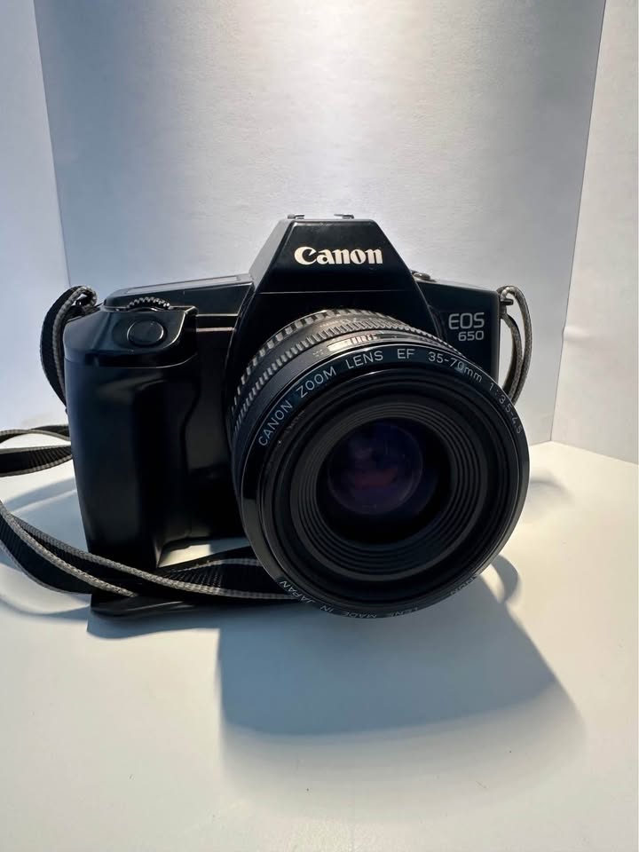 Canon EOS 650 SLR - photo 2