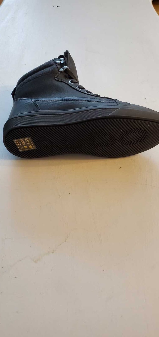 ALDO MENS WINTER BOOTS $30 - photo 3