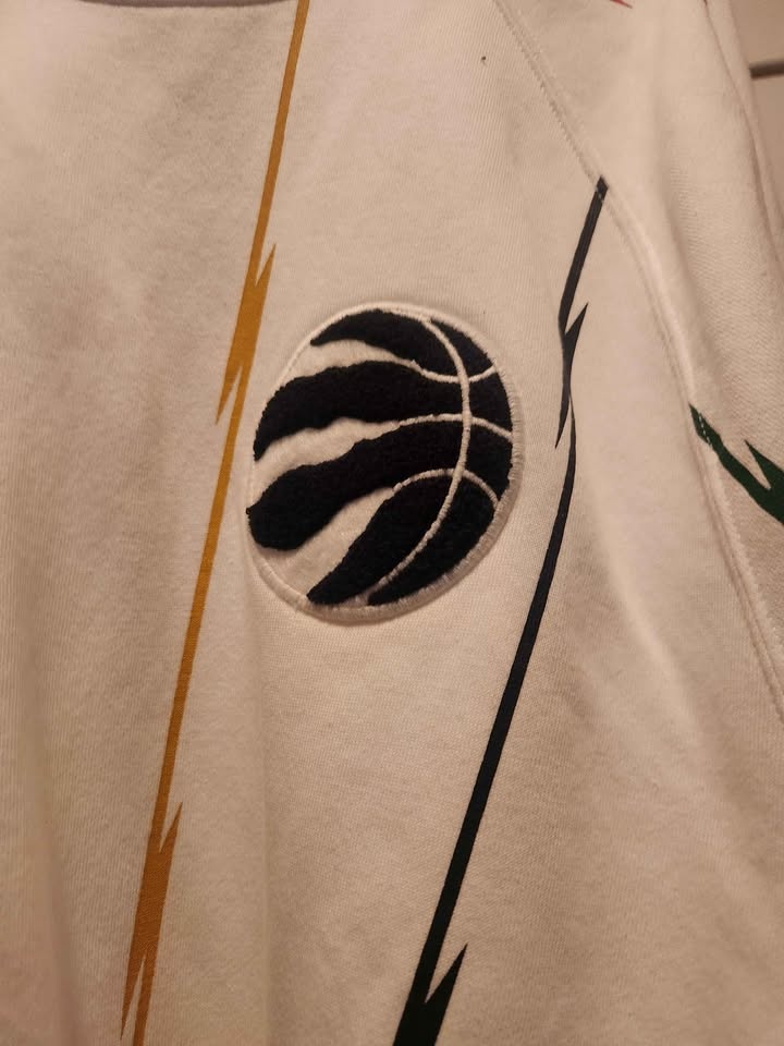 NBA Toronto Raptors Womens XL White Lightning Sweatshirt - photo 2
