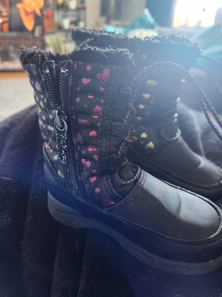 Toddler boots size 8 - photo 3