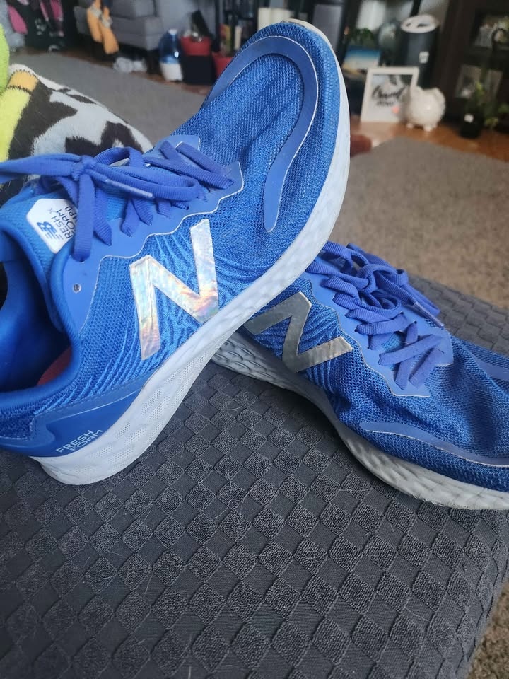 Blue New Balance Fresh Foam Running Shoes Size 9 - photo 2