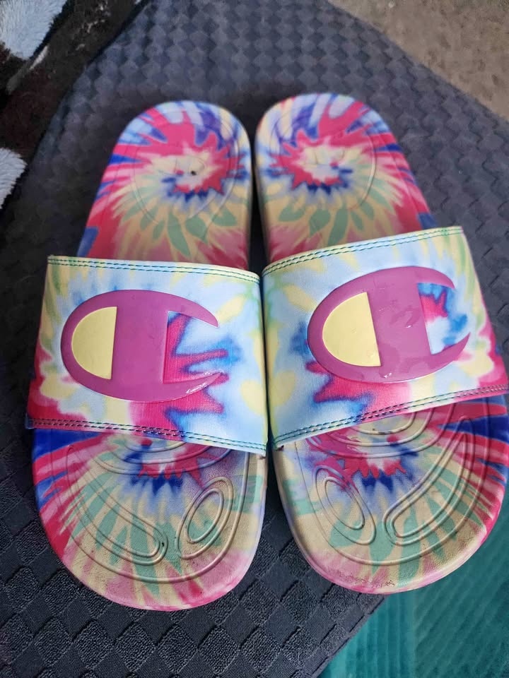 Champion Tie Dye Slides - Size 9