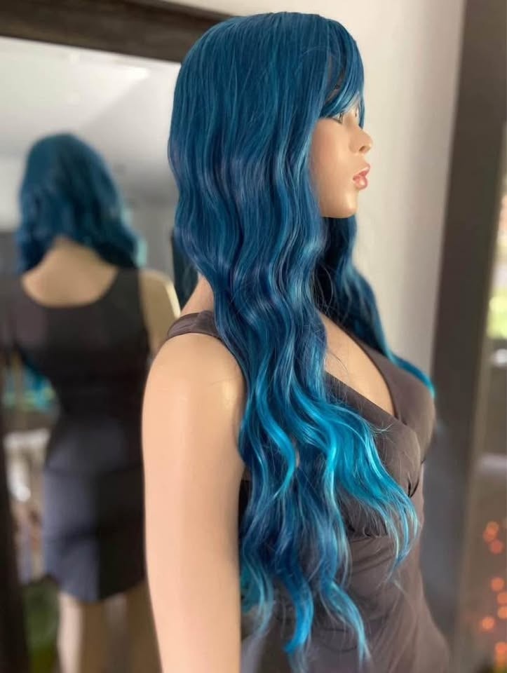 NWOT Long Wavy Gradient Blue Synthetic Wig w Bangs 2204 - photo 4