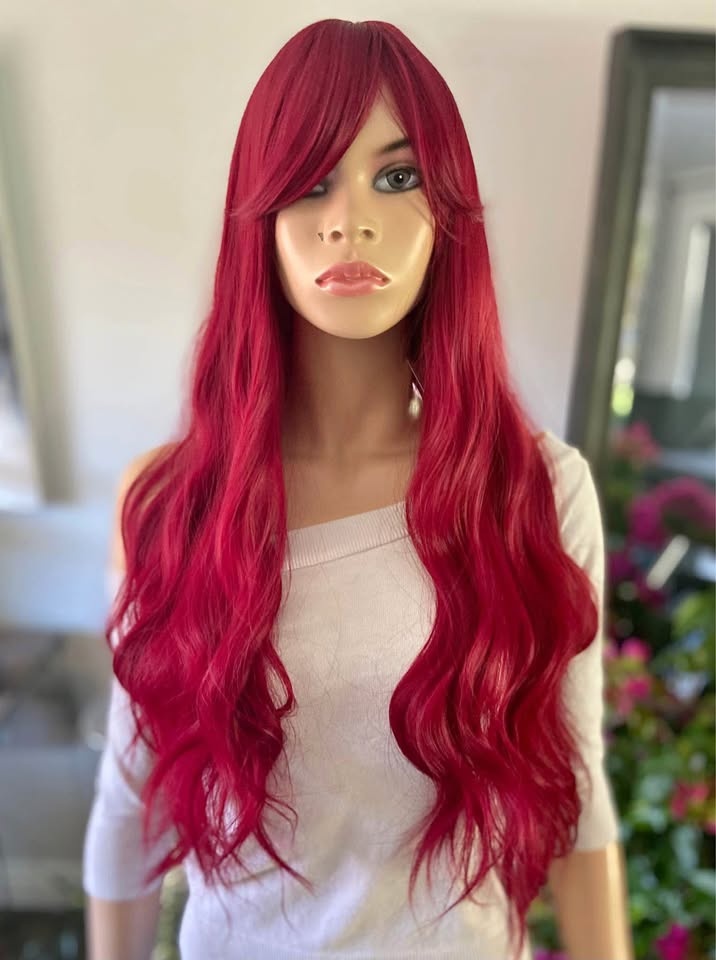 NWT 26” Long Wavy Red Wine Synthetic Wig w/ Bangs 2311