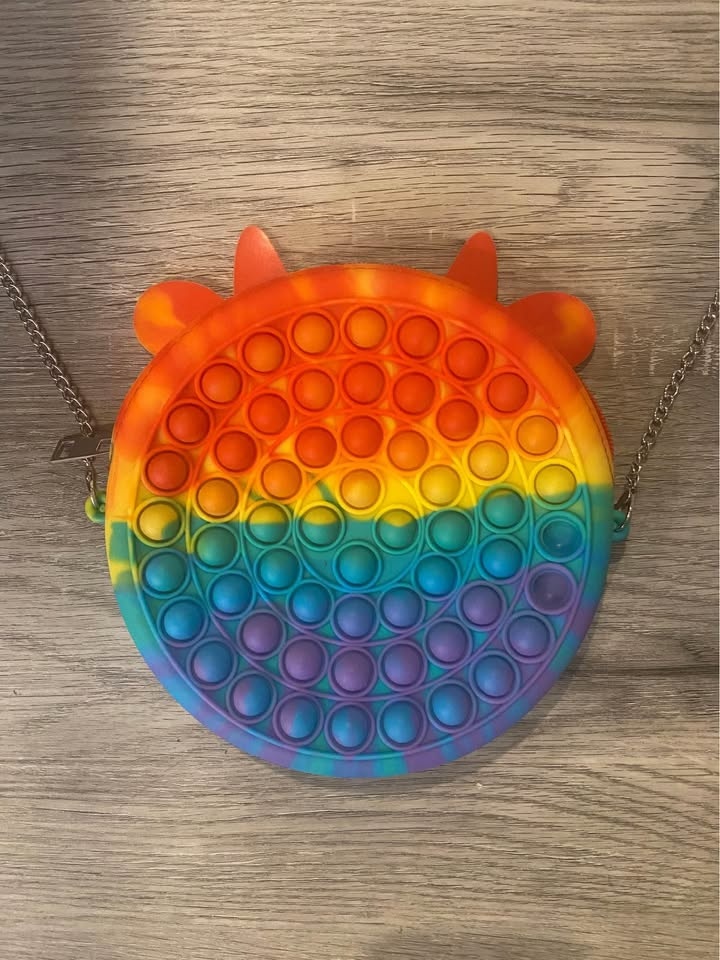 NWOT Vibrant Rainbow Fidget Pop It Purse - photo 4