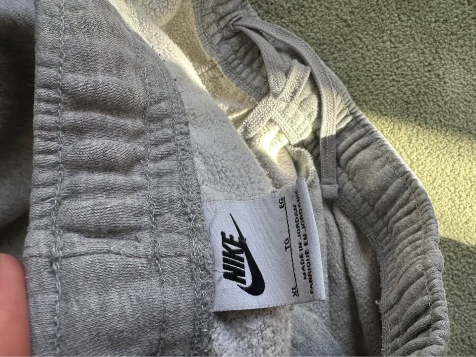 Kids XL Nike Pants - photo 3