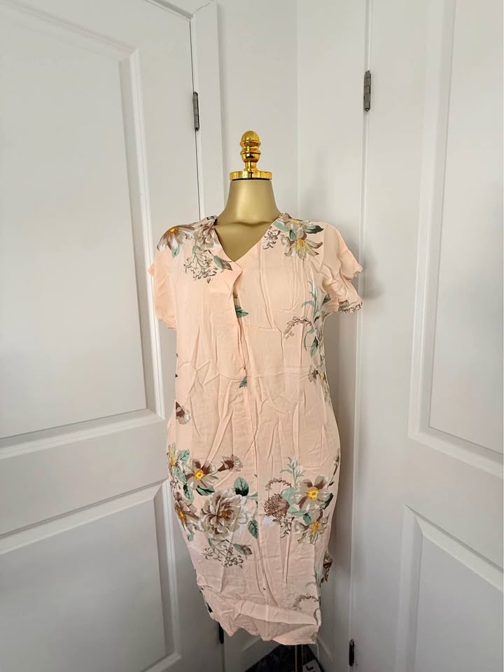 Indoor light wear for females