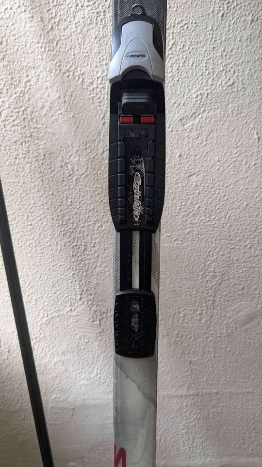 Madshus Skis 195 + Poles - photo 4