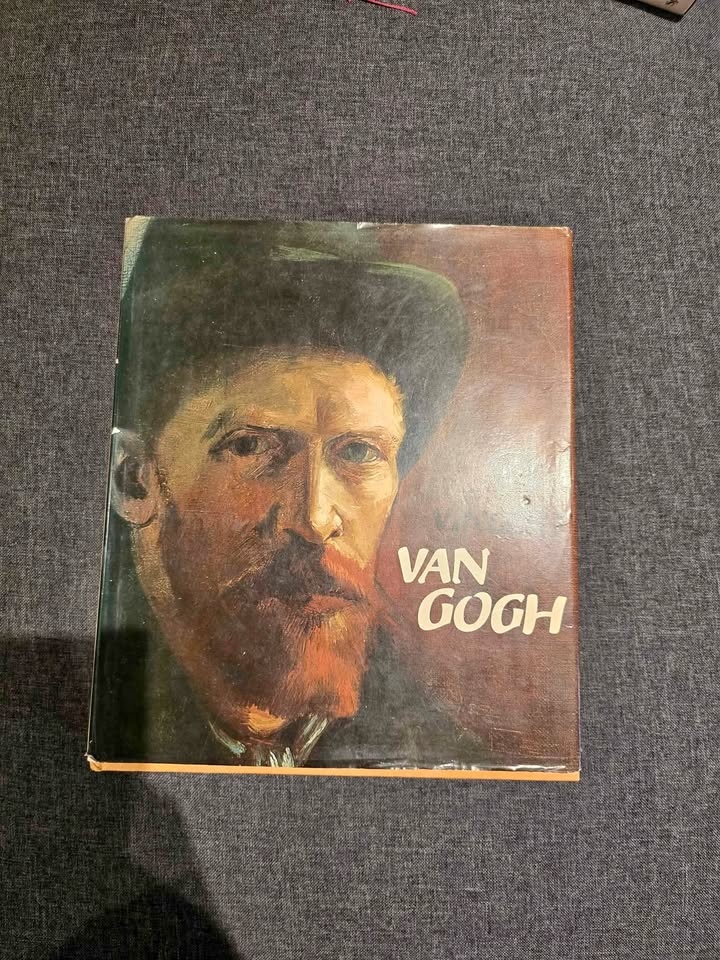 Vincent van Gogh Book