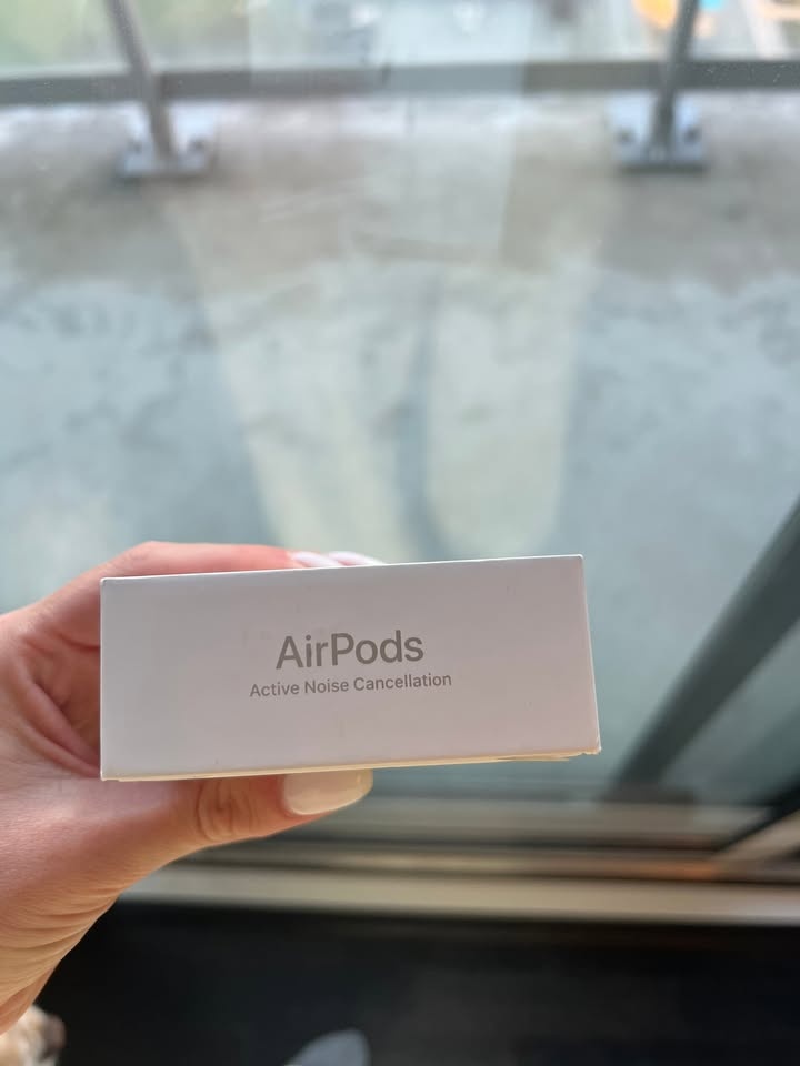 AirPods 4 with Active Noise Cancellation - Brand New Unopened - photo 3