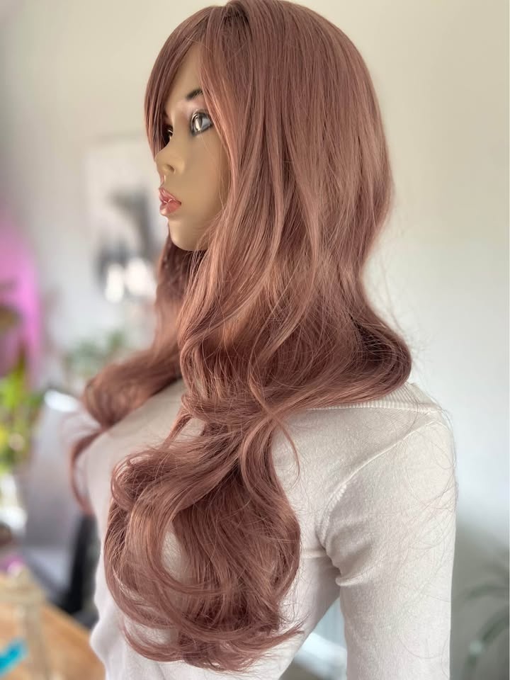 NWOT 28" Long Wavy Mauve Purple Synthetic Wig w Bangs 2298 - photo 5