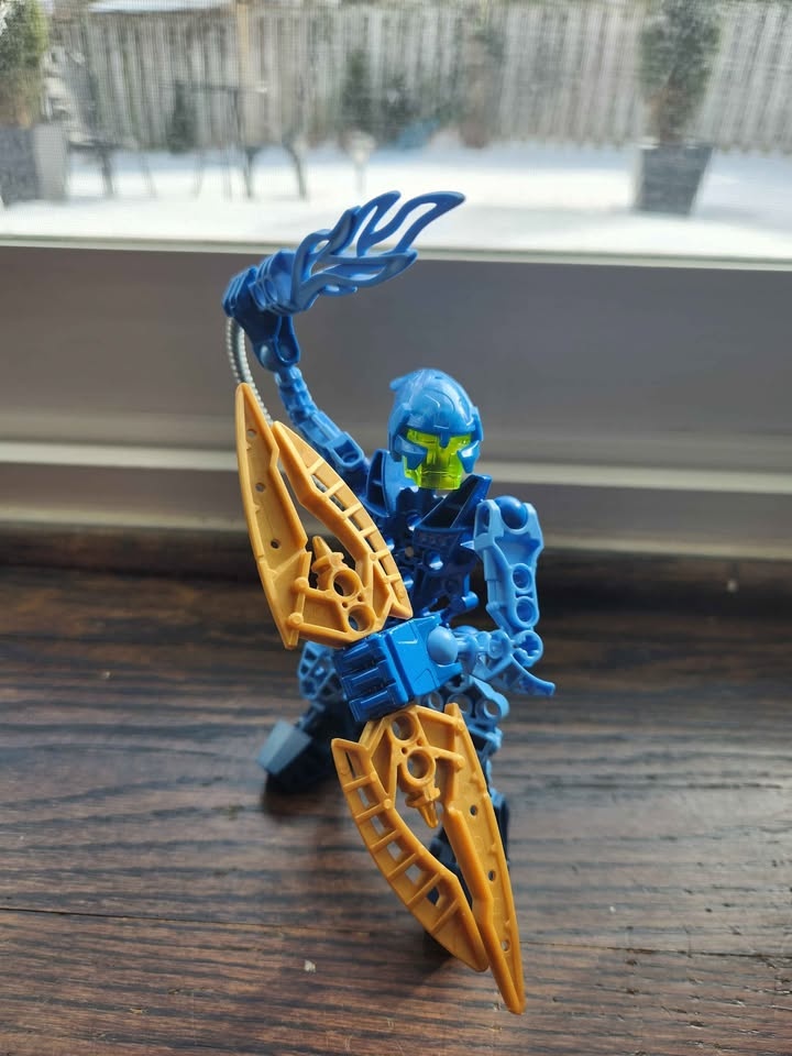 Lego Bionicle 8975 Agori - Complete set NO instructions! - photo 2