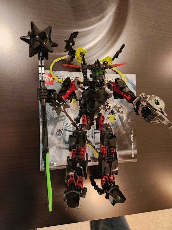 Lego Hero Factory 6203 - Used Like New! - photo 4