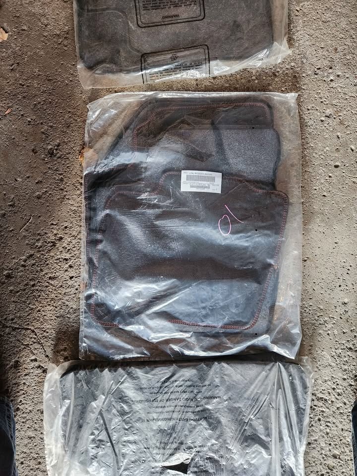 Ford Car Mats - Brand New - photo 5