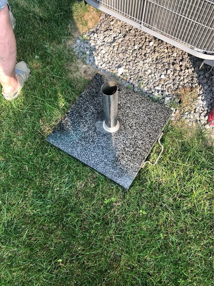 Outdoor Umbrella + Heavy Umbrella Stand - Used