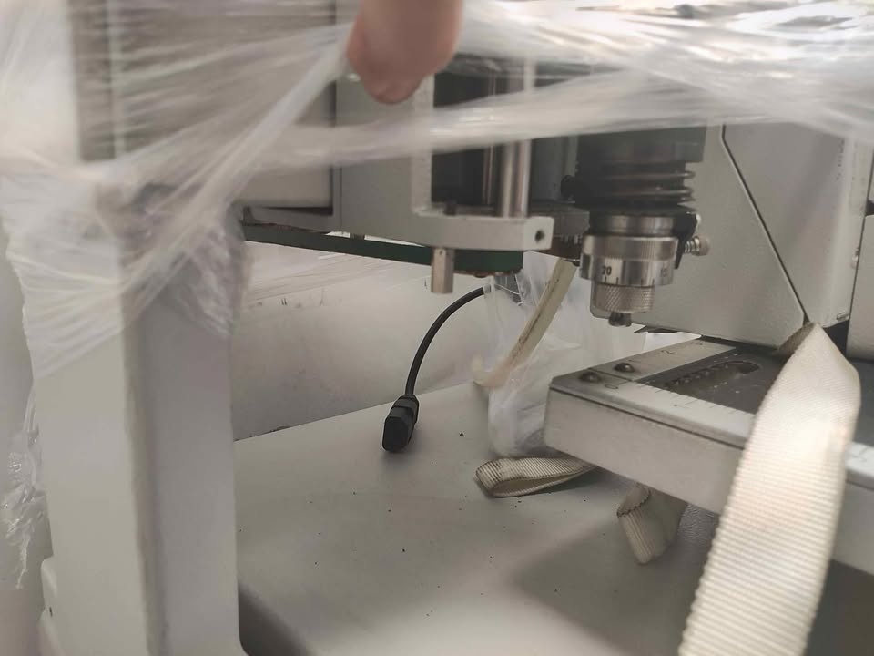 Gravograph IS700 Engraving Machine - photo 4