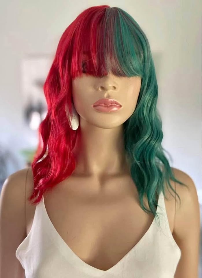 NWT: Shoulder-Length Wavy Red /Green SIA Synthetic Wig 2156