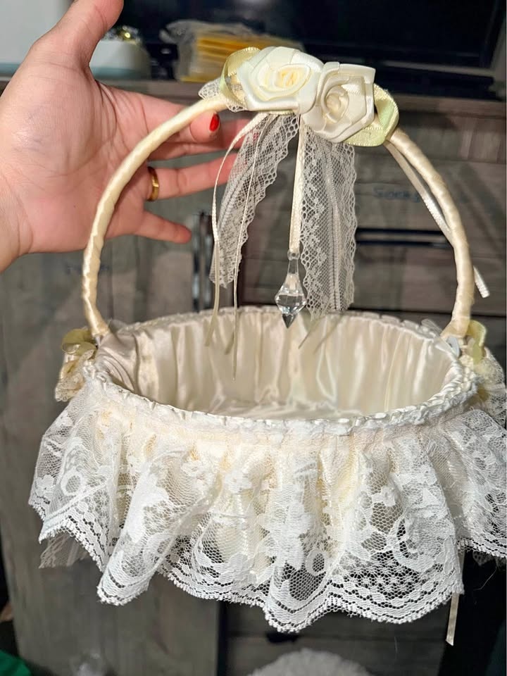 Wedding basket