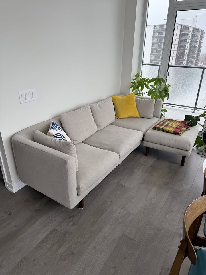 EQ3 Replay Sofa & Ottoman