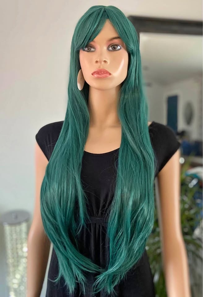 NWT: 30” Long Straight Green Synthetic Wig w Bangs 2244