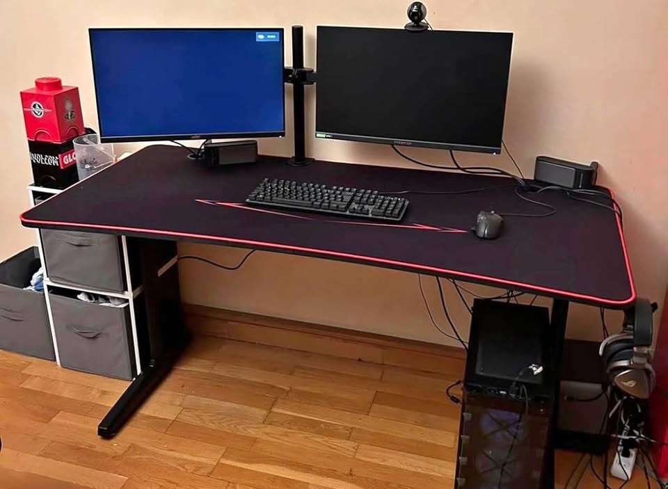 60 inch Gaming Desk