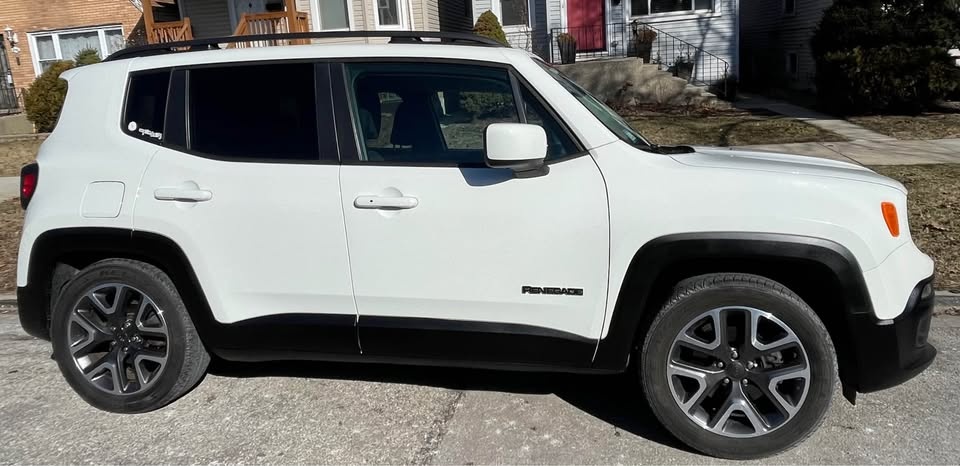 2016 Jeep Renegade Latitude Sport Utility 4D - photo 3