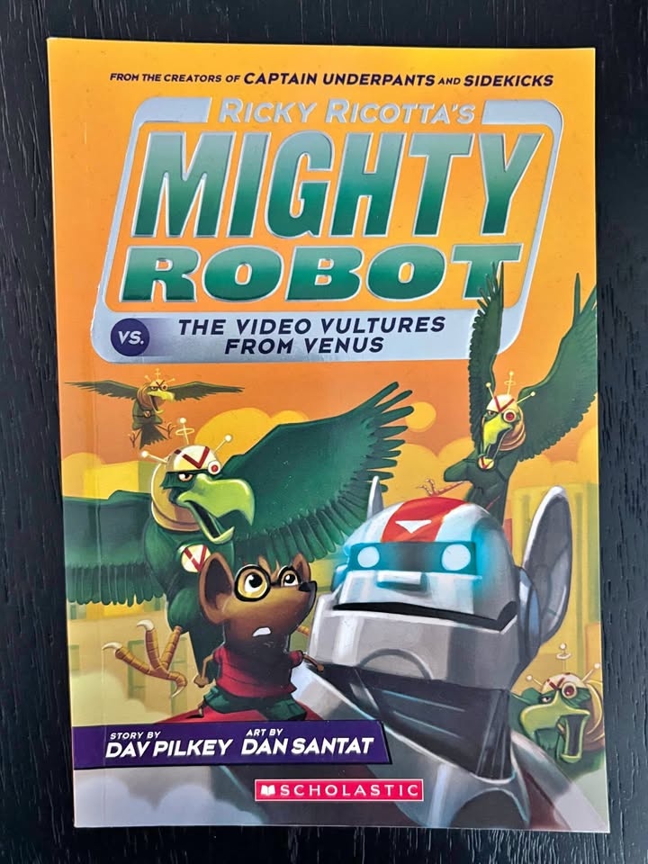Ricky Ricotta's Mighty Robot vs. Video Vultures 🧡