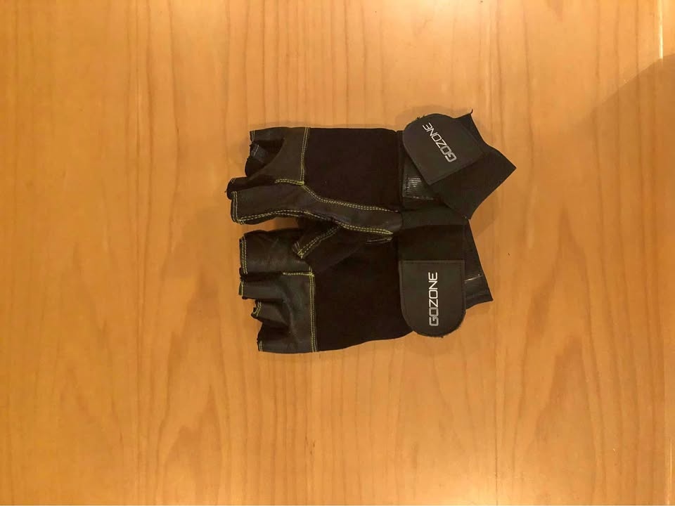 GOZONE Lifting Gloves - Used - Great Quality!