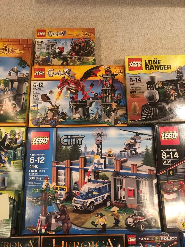 Lego City, Castle, Alien Conquest, Heroica, Lone Ranger, Racers - photo 4