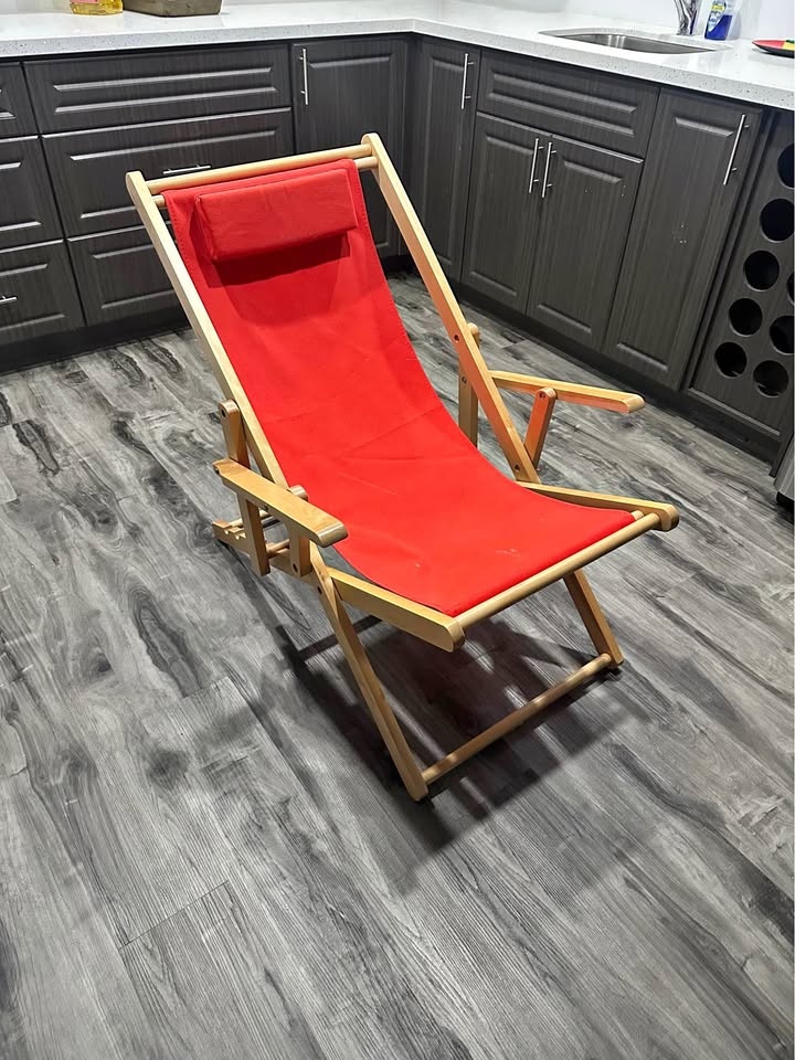 Folding Beach/Patio/Lawn chair