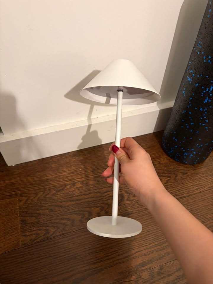 White Rechargeable Touch LED Table Lamp - photo 2