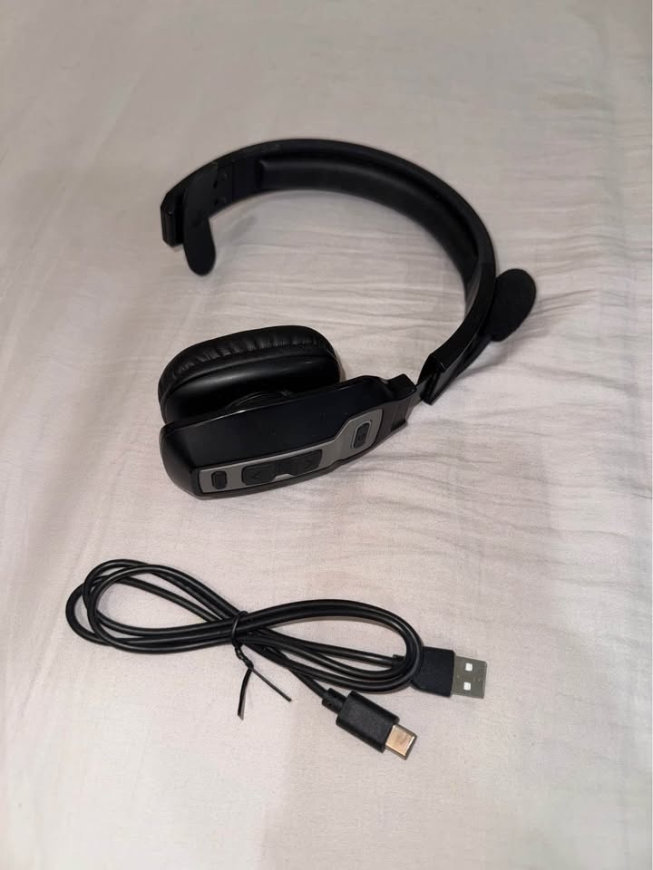 Bluetooth Wireless Call Headset – Excellent Battery & Clear Mic - photo 2