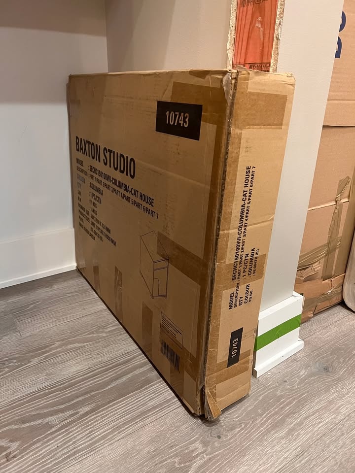 NEW IN BOX Baxton Studio Cat Litter Box House / Side Table - photo 3