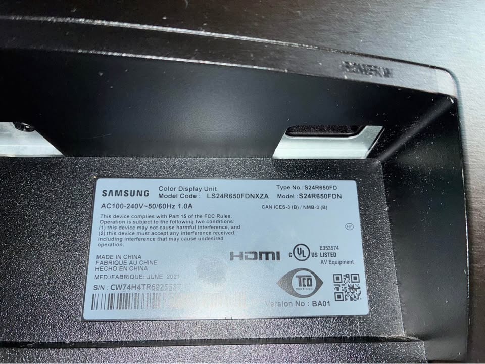 Samsung 24” LED Monitor — Excellent Condition - photo 3