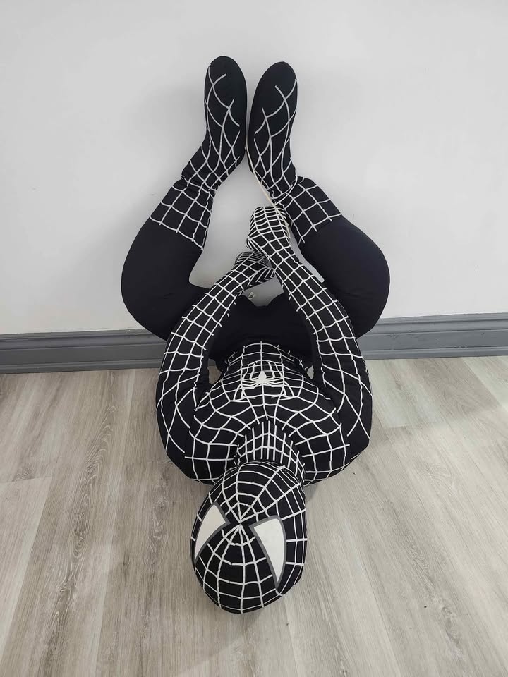 Spiderman Stuffy - Life Size - photo 2
