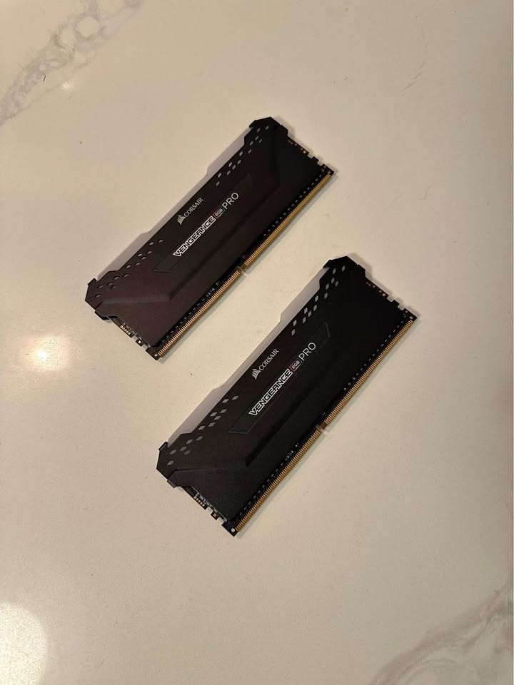 Corsair DDR4 Ram 3600MHz (2x8GB)