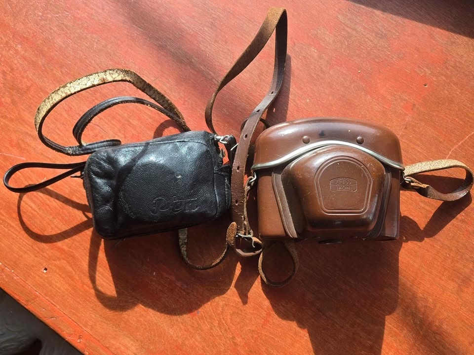Olympus Pen EE and Ikon Contessa - As Is/For Parts - photo 2