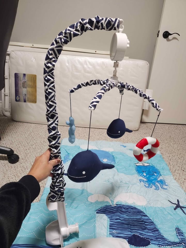 3 Pc Baby Bedding Set & Musical Crib Mobile - Nautical Adventure - photo 3