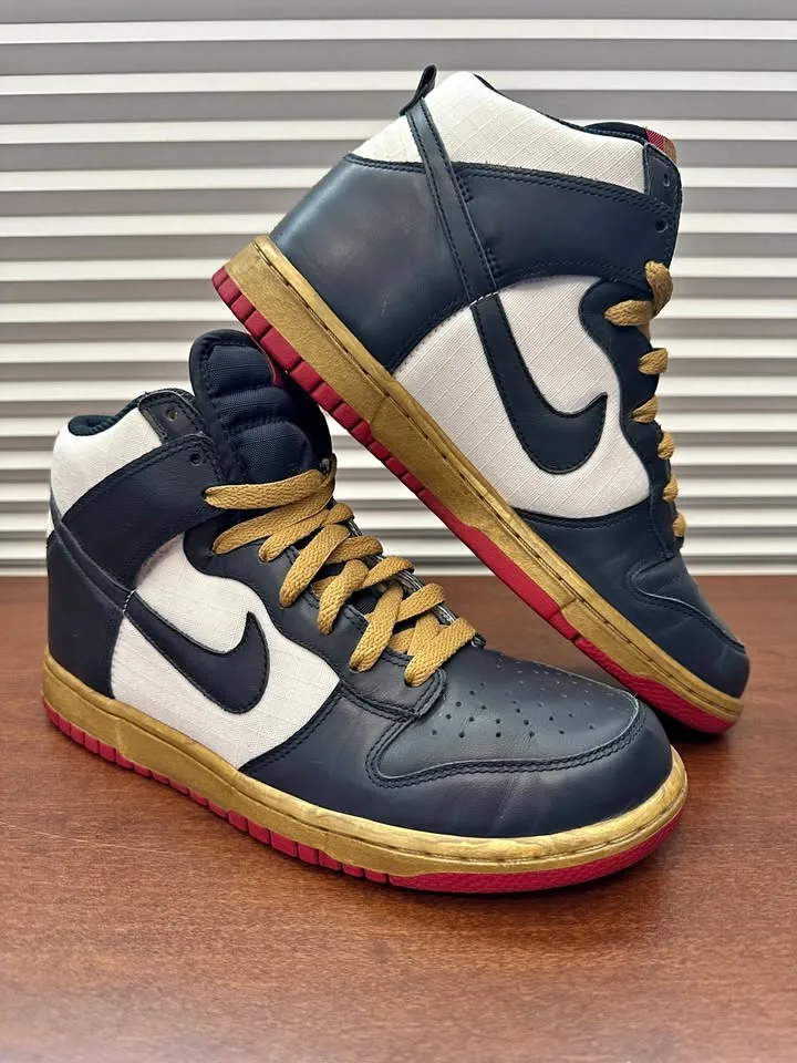 👟 Nike Dunk High White Dark Obsidian Gold – Size 8 👟