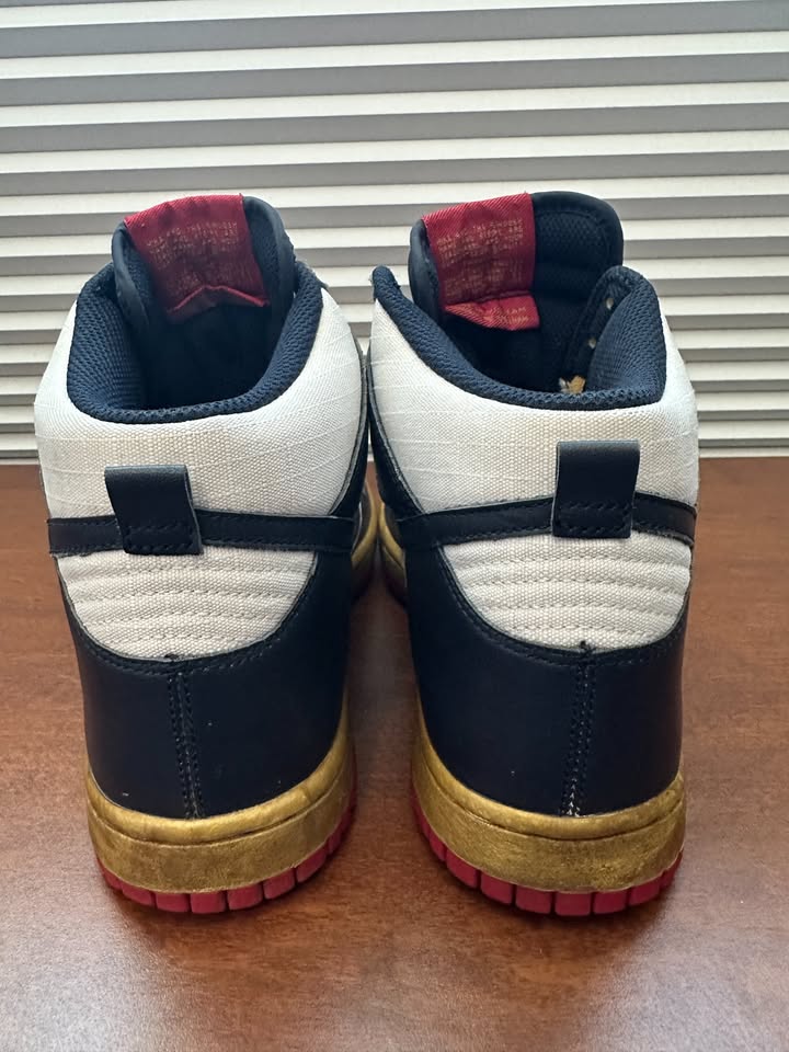 👟 Nike Dunk High White Dark Obsidian Gold – Size 8 👟 - photo 2