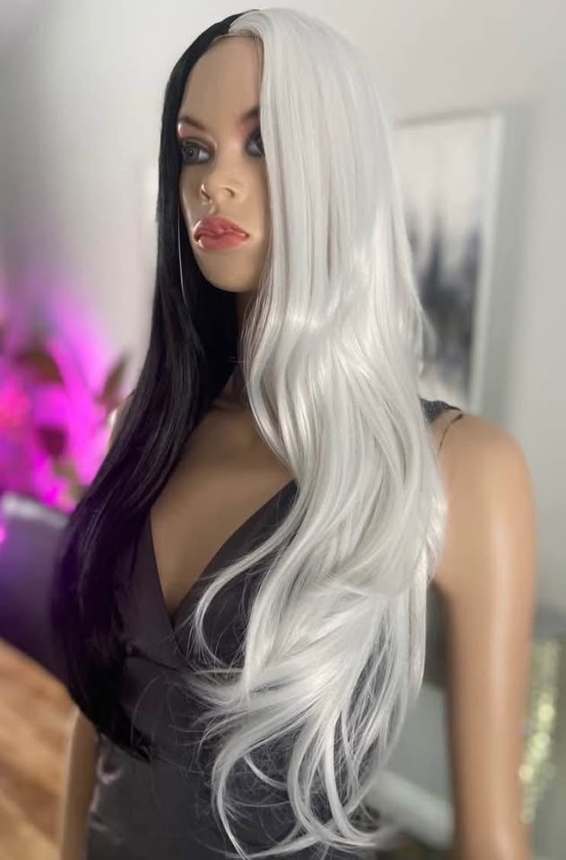 NWT 26” Black & White Cruella DeVille Synthetic Wig 2264 - photo 3